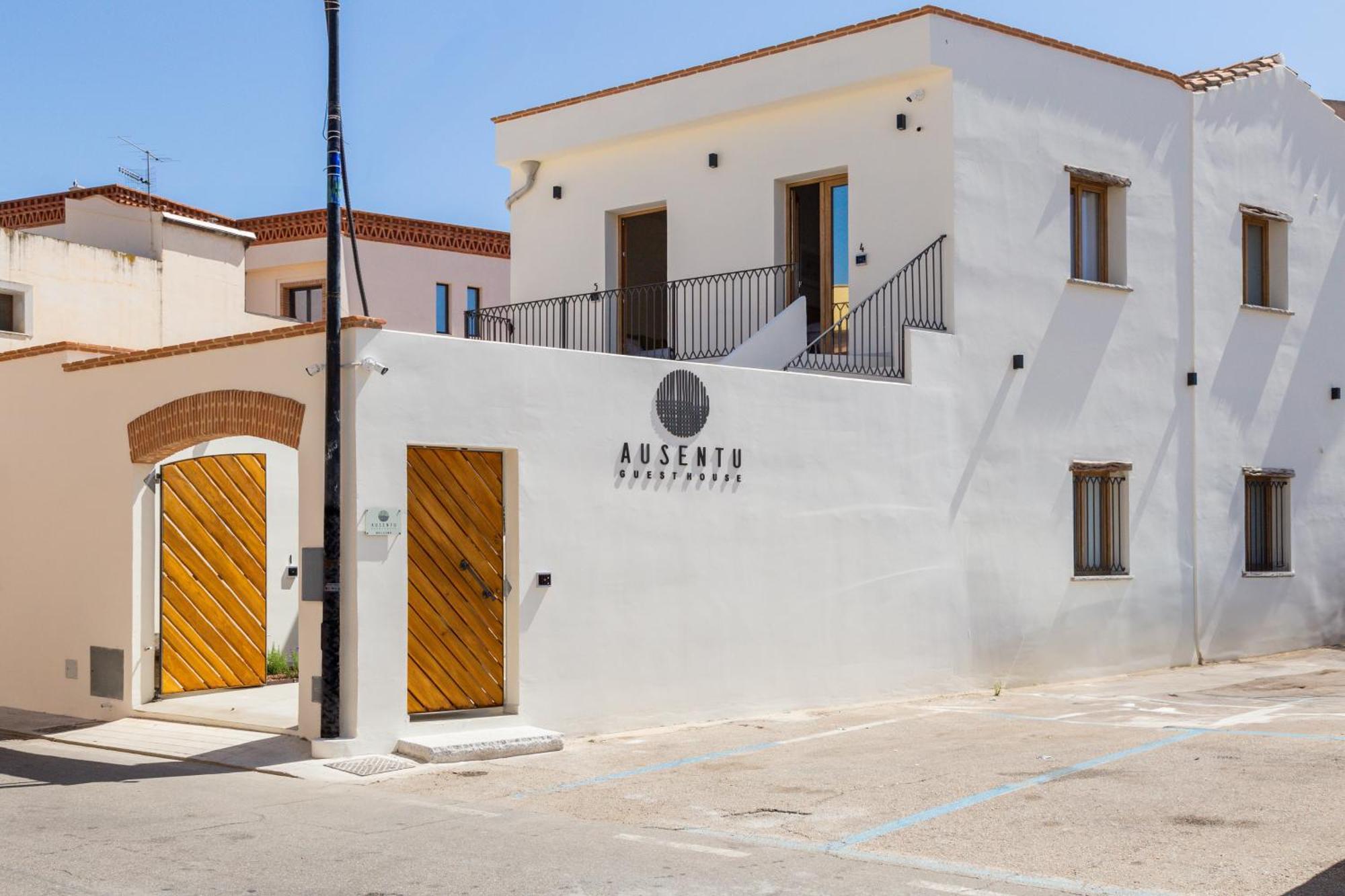 Ausentu Guest House Tortolì Exterior foto